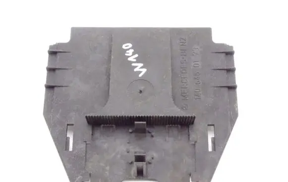 Mercedes-Benz S W140 Fuse box cover 1405450173