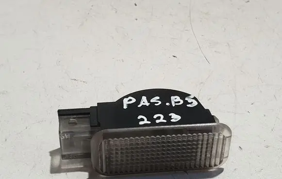 Volkswagen PASSAT B5 Other interior light 0947415B
