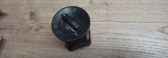 Light switch