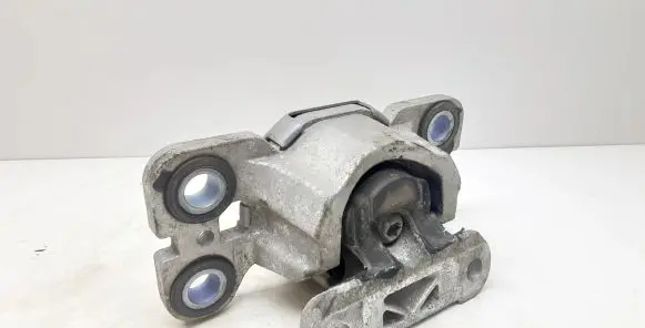 Volvo XC60 Engine mount bracket 8G9N7M121BA