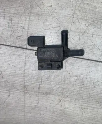 Volvo S40, V40 Turbo solenoid valve 9470775