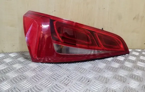 Audi Q5 SQ5 Tailgate rear/tail lights 8R0945093