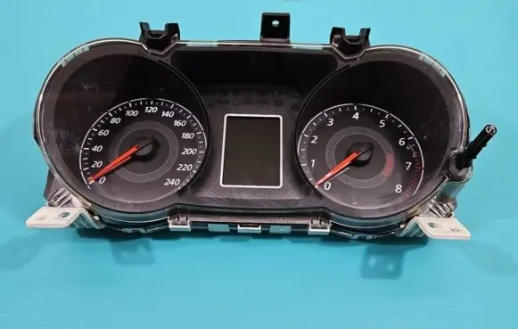 Mitsubishi Lancer VIII Speedometer (instrument cluster) 8100B127B IMPRK1359567