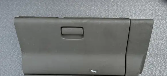 Nissan Patrol Y61 Glove box 68500VB000 68108VB000