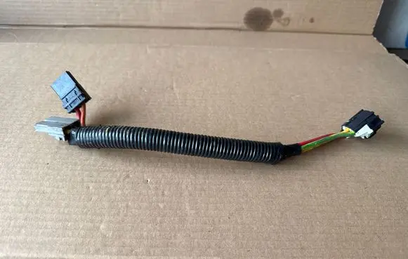 Opel Vivaro Sliding door contact joint 