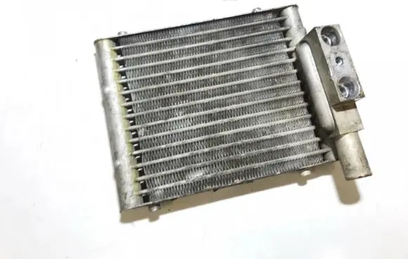 Engine oil radiator
