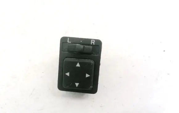 Toyota Avensis T220 Wing mirror switch 8487005020 84870-05020
