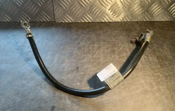Mercedes-Benz E W212 Positive cable (battery) 568247