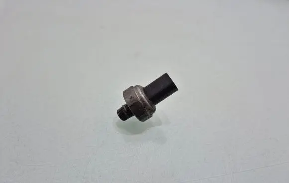 Hyundai Tucson TL Oil pressure sensor 947512F100