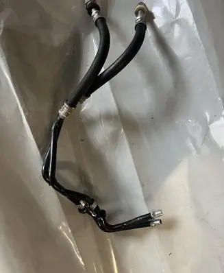 Jeep Cherokee Gearbox oil cooler pipe/hose 