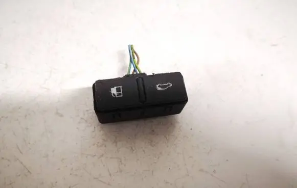 Audi A8 S8 D3 4E Fuel tank opening switch 4e0959831 28387