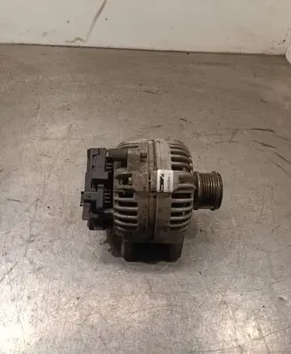 Nissan NV200 Generator/alternator 0124525140 P0C59028 230904