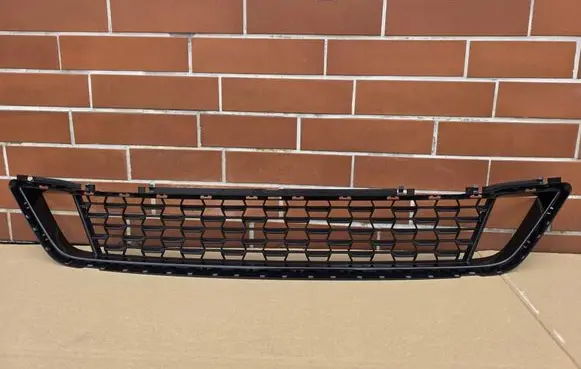 BMW 5 G30 G31 G38 Front bumper lower grill 51118098663 15067010