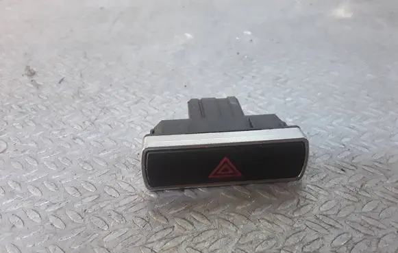 Ford Mondeo MK IV Hazard light switch 13A350AA