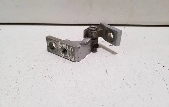Audi A6 S6 C6 4F Front door upper hinge 
