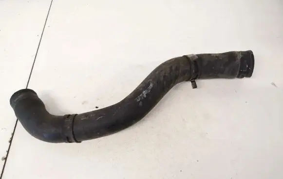 Toyota Avensis Verso Engine coolant pipe/hose