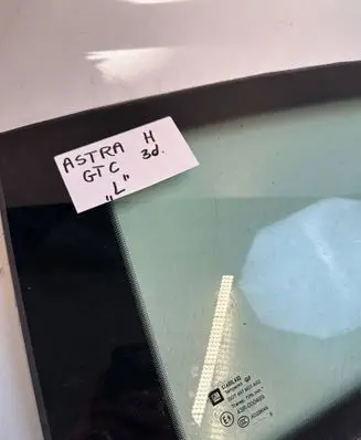 Opel Astra H Front triangle window/glass DOT497M31AS2 A029648 43R000469