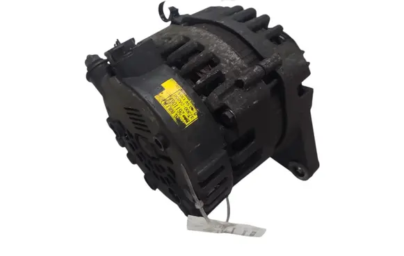 Hyundai i40 Generator/alternator 373002A850