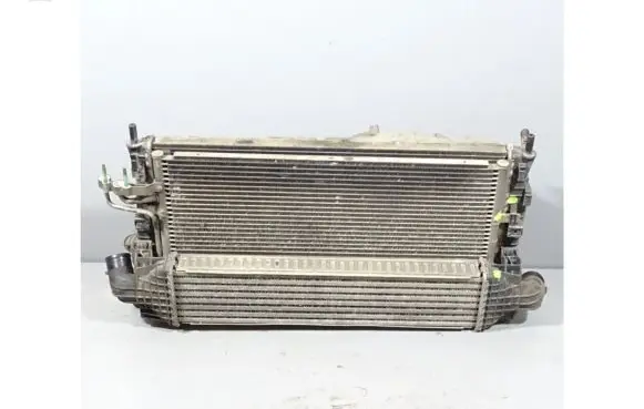 Ford Focus C-MAX Coolant radiator