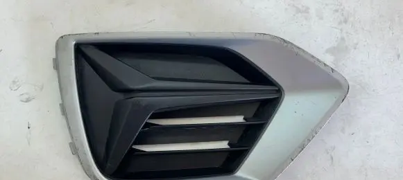 Audi A4 S4 B8 8K Front bumper lower grill 83A807681B AU32Q3