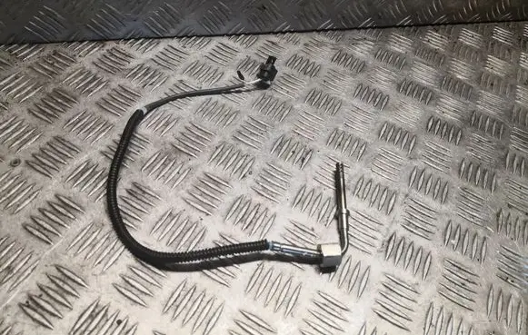 Mercedes-Benz CLS C219 Oil temperature sensor A0051537928 0051537928