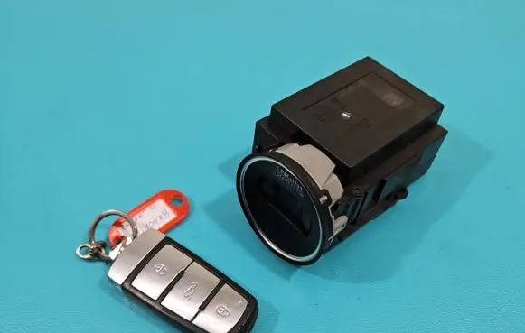 Volkswagen PASSAT CC Ignition lock 3C0905843T IMPRK1395733