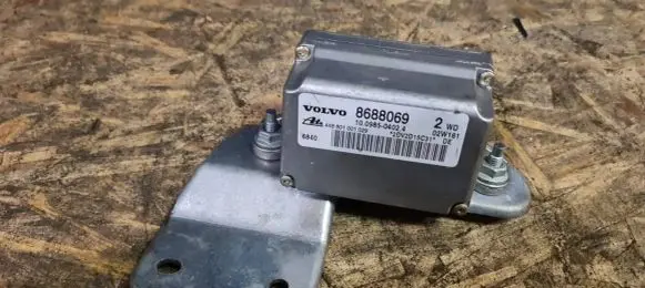 Volvo S60 ESP acceleration yaw rate sensor 8688069