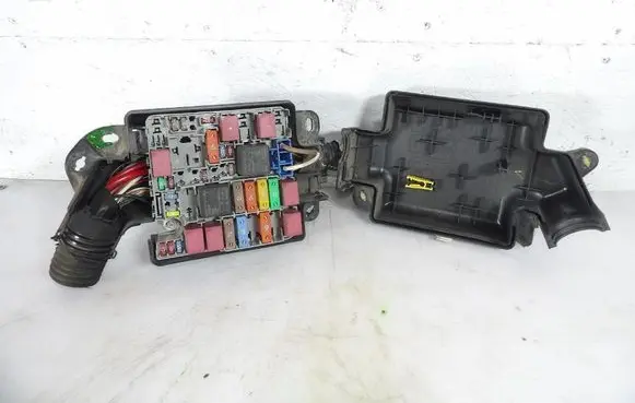 Fiat Tipo Fuse box set 52102541