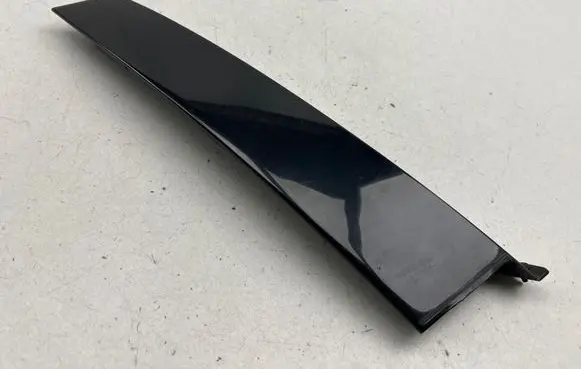 Citroen DS5 Rear glass trim 