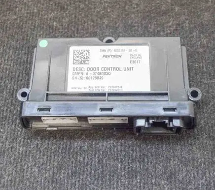 Tesla Model S Door control unit/module