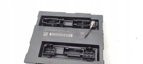 Audi A5 8T 8F Comfort/convenience module 8K0907064DC