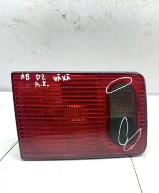 Audi A8 S8 D2 4D Tailgate rear/tail lights 4D0945093