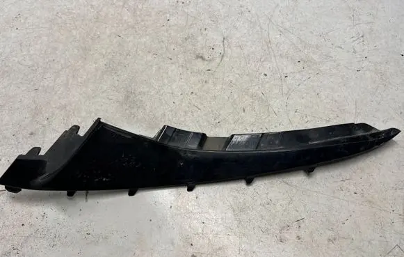 Cupra Born Headlight/headlamp mounting bracket 814022201
