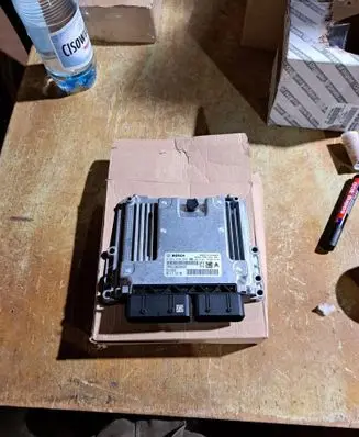 Opel Corsa F Engine control unit/module ECU 1675653780 9838217080