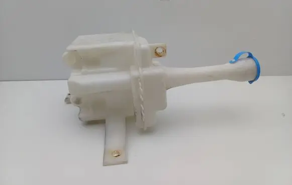 Daewoo Lanos Windshield washer fluid reservoir/tank