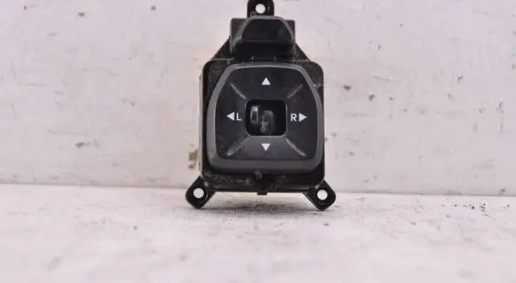 Hyundai ix35 Wing mirror switch 3834801110