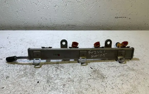 Suzuki Swift II Fuel main line pipe