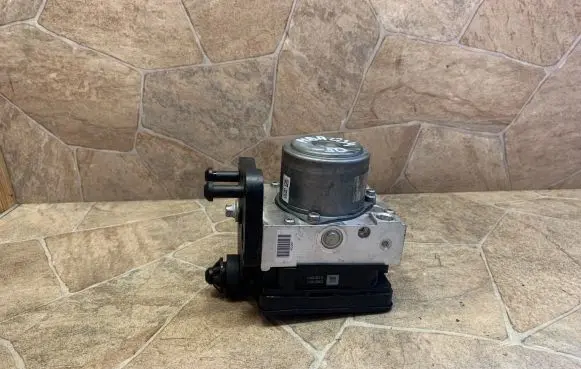 Mercedes-Benz E W213 ABS Pump A2134316700
