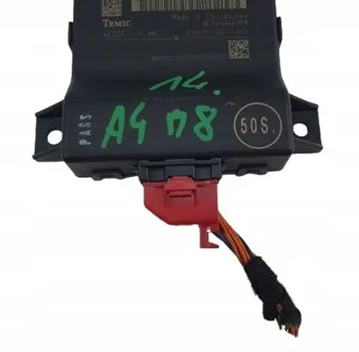 Audi A4 S4 B8 8K Gateway control module 8t0907468r4car