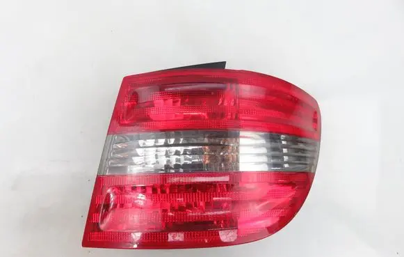 Mercedes-Benz B W245 Rear/tail lights A1698202664