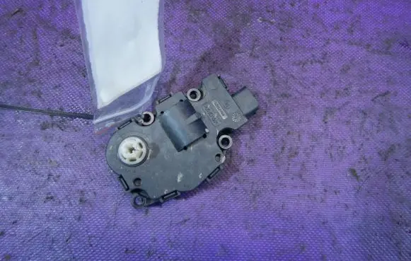 A/C air flow flap actuator/motor