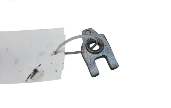 Nissan Qashqai Fuel Injector clamp holder