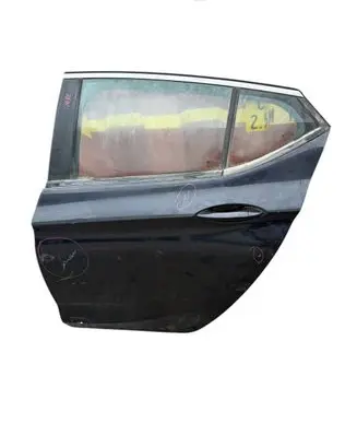 Opel Astra K Rear door