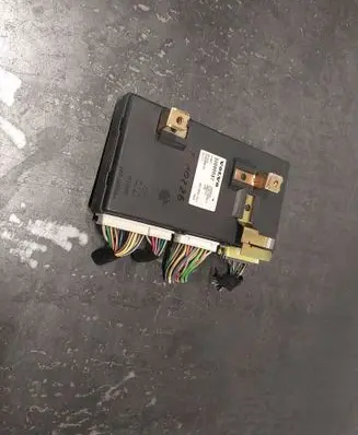 Volvo S40, V40 Comfort/convenience module 30896697 SW30896751 3817900210