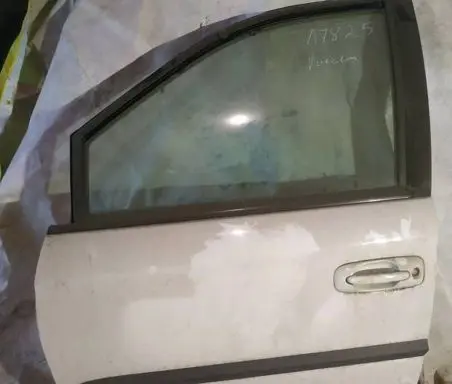 Chrysler Voyager Front door baltos