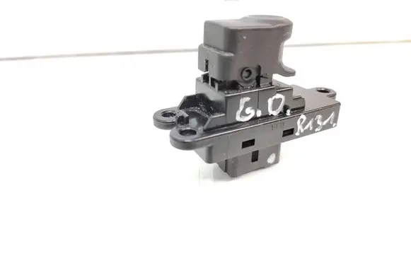 Hyundai i30 Electric window control switch