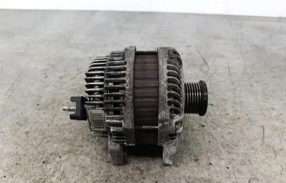 Renault Espace IV Generator/alternator 8200654789