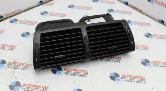 BMW X5 E53 Dash center air vent grill 8402221