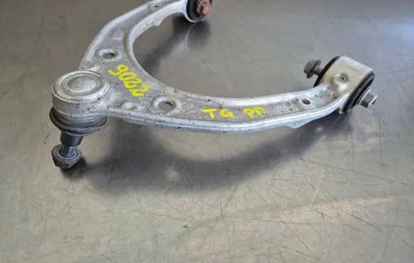 Volkswagen Touareg II Front control arm K1953-05