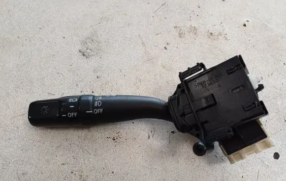 Toyota Avensis T250 Indicator stalk 173650